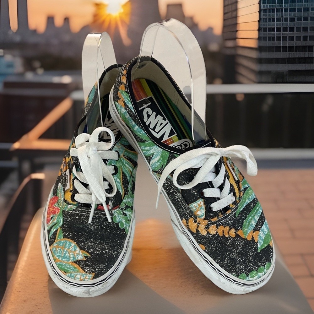 Vans‎ Crayola Authentic Multi Tropic Shoes Women Sz 6 Sneakers Fun Colorful Vaca